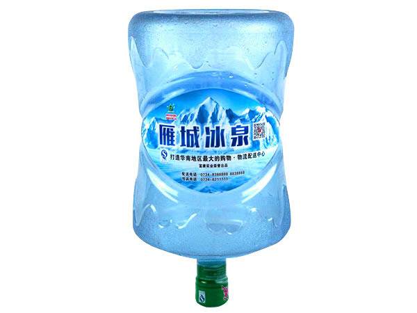 喝水有助于減少皺紋嗎？